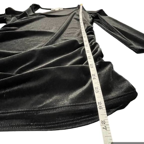 Boston Proper Velvet Cold-Shoulder Event Festive Holiday Black Top w Rouching - Picture 11 of 15